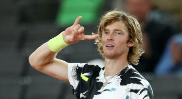Шансы Андрея Рублева сыграть на итоговом турнире ATP существенно повысились