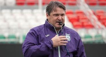 Агент рассказал, какие варианты есть у уволенного из «Уфы» Евсеева