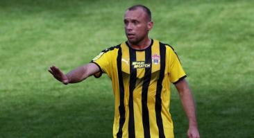 Глушаков отреагировал на увольнение Карреры из АЕКа
