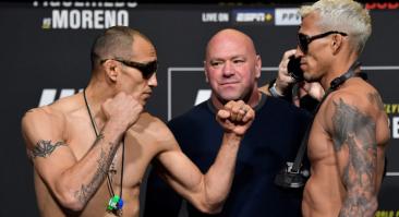 Оливейра победил Фергюсона на турнире UFC 256
