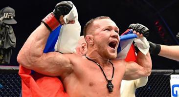 Названы фавориты на чемпионские титулы UFC в 2021 году