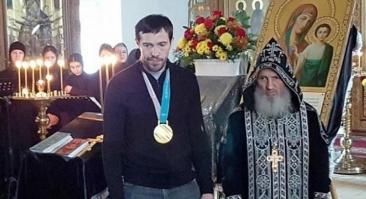 Легенда хоккея Дацюк вступился за скандального священника Сергия и обратился к Путину