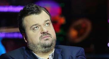 Уткин объяснил сильное расстройство разгромом России от Канады широко раскатанными губами