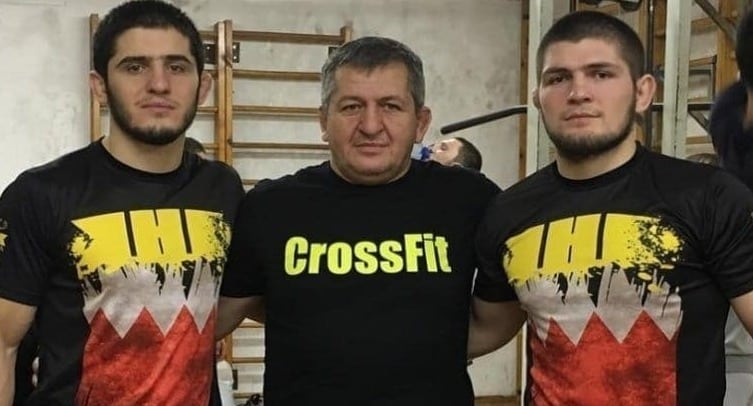 Тренер Хабиба: «Я никогда до этого не говорил, но Махачев — единственный, кто выигрывал раунды у Хабиба»