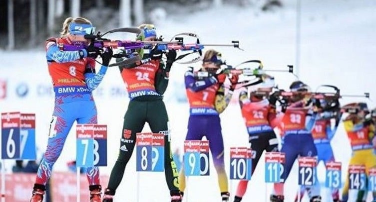 Кубок мира по биатлону. Женский спринт. Прямая трансляция, смотреть онлайн 14.01.2021 • 14:58