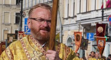 Скандальный депутат Милонов рассказал, в чем значимость полуфинала МЧМ Россия - Канада