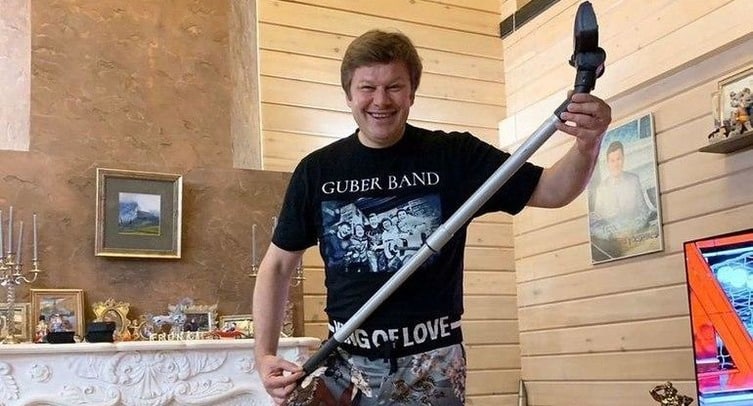 Губерниев предложил свой вариант замены гимна России на чемпионат мира по хоккею