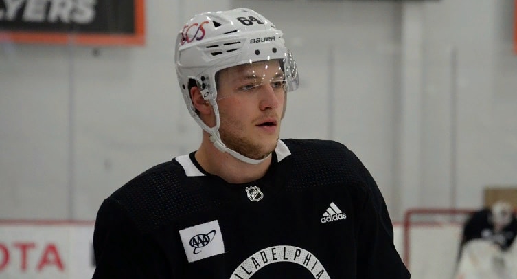 Белорус Максим Сушко дебютирует за «Филадельфию» в НХЛ
