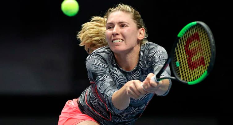 Александрова вышла в третий круг Australian open и сыграет с первой ракеткой мира