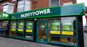 Владелец Paddy Power выплатит персоналу £ 14 млн за работу во время пандемии