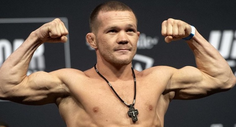 Чемпион UFC Петр Ян раскрыл причины переноса декабрьского боя со Стерлингом