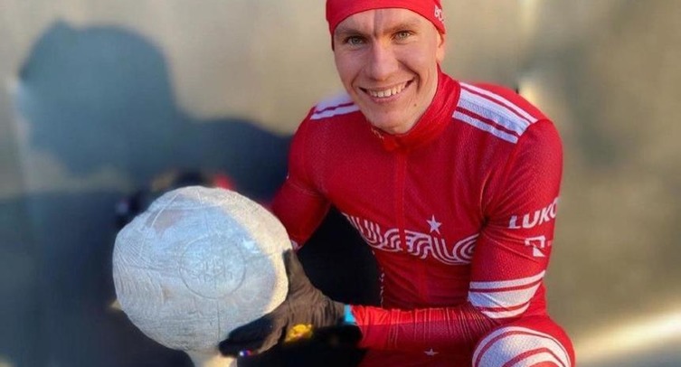 Шведский лыжник Бурман раскритиковал Большунова за его поведение после гонки