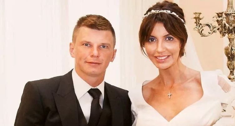 Мама Аршавина на всю страну обвинила бывшую супругу сына в мошенничестве