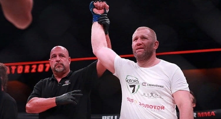 Харитонов с победы дебютировал в лиге кулачных боев Stone Faces в США