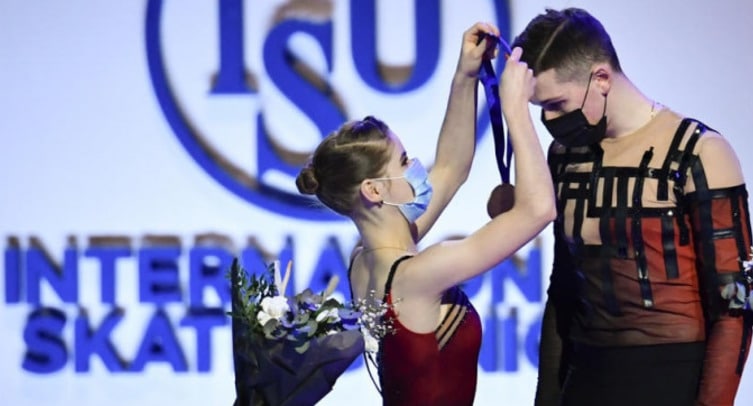 Ударившаяся о борт на шоу Тутберидзе чемпионка мира Мишина рассказала о самочувствии