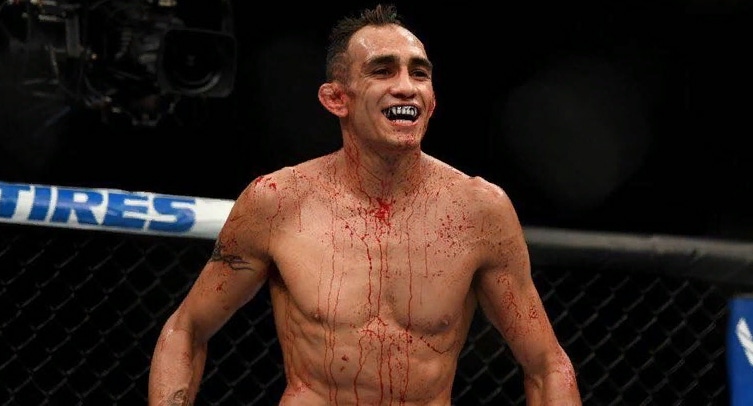 Фергюсон вернется в борьбу за чемпионский пояс UFC, если победит Дариуша