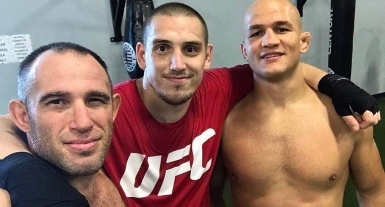 Бывший боец UFC Сосновский приговорён к 8,5 лет колонии за похищение человека в Москве