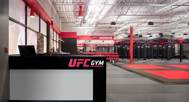 В UFC очередное масштабное увольнение бойцов