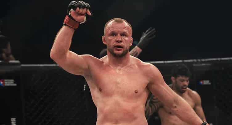 Шлеменко в июле проведёт бой против бывшего чемпиона Bellator Карвальо