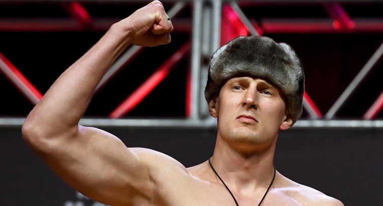 Тяжеловес UFC Волков описал Москву тремя словами