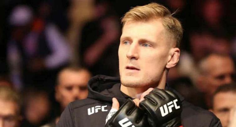 Сирил Ган назвал самое уязвимое место Александра Волкова