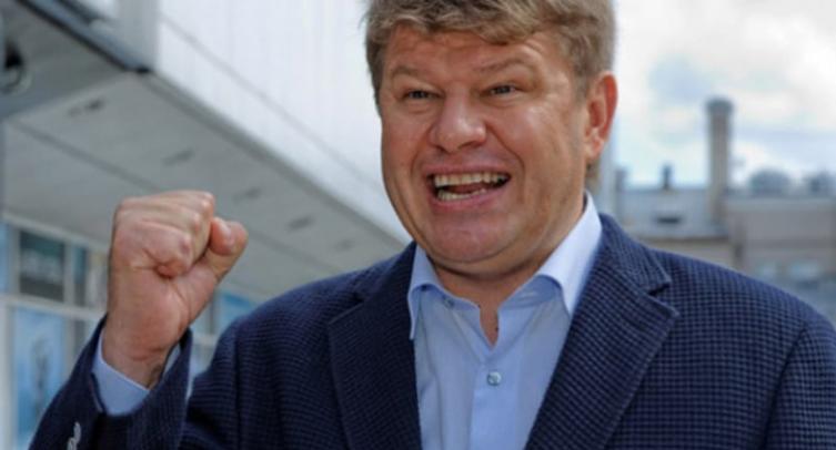 Губерниев в ответ на обвинения Розенбаума заявил, что журналисты работают по его заветам
