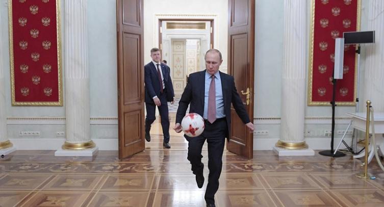 Путин рассказал о своем отношении к форме сборной Украины с Крымом