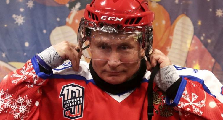 Песков одним словом ответил, приглашали ли Путина в Латвию на ЧМ-2021 по хоккею