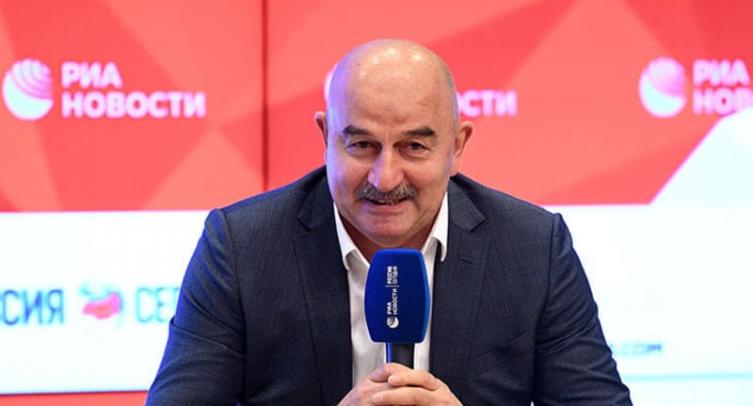 Черчесов выступил с обращением к своему преемнику в сборной России
