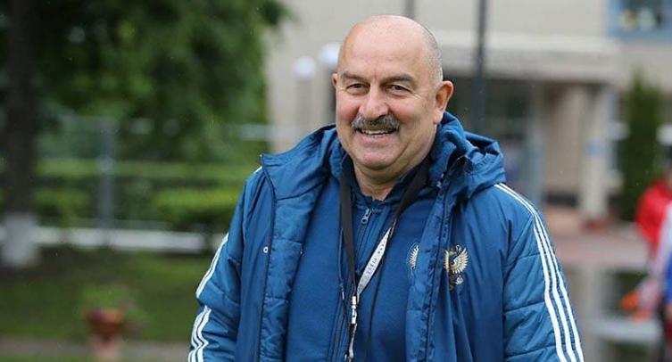 Дворкович ответил, какой тренер нужен сборной России