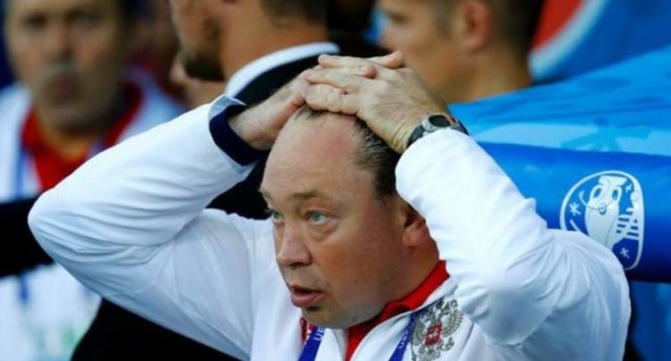 Слуцкий заявил, что ему не звонили и не будут звонить из сборной России