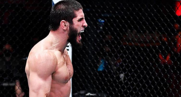 Махачев попал в топ-5 рейтинга легковесов UFC