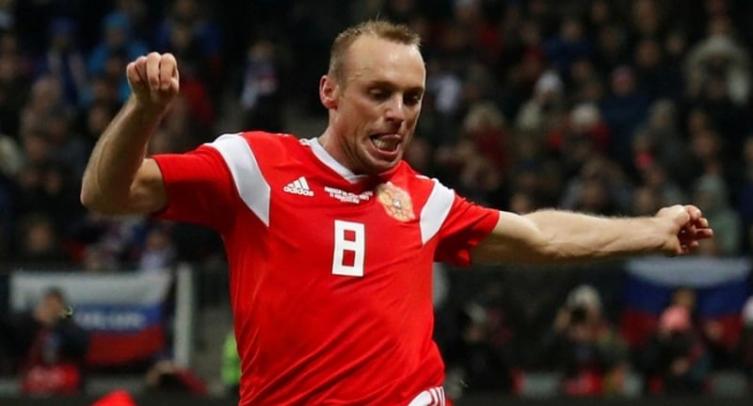 Глушаков заявил, что сборная России провалом на Евро-2020 показала товар лицом