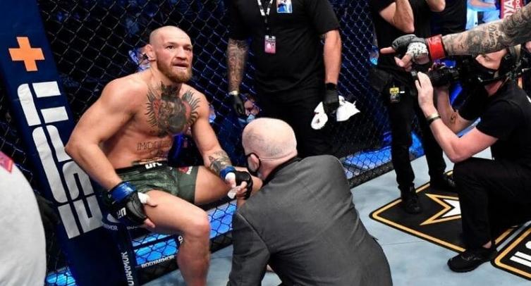 Президент UFC Уайт рассказал о болезни Макгрегора, из-за которой он сломал ногу в бою с Порье