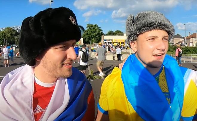 Друг избитого на матче Евро Украина-Швеция российского болельщика заявил, что украинские фанаты пытались защитить