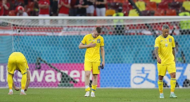 WhoScored включил в сборную худших игроков Евро-2020 Нойера и трёх украинцев