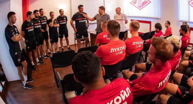 «Спартак» сыграл вничью с командой «Браво» во втором матче под руководством Витории