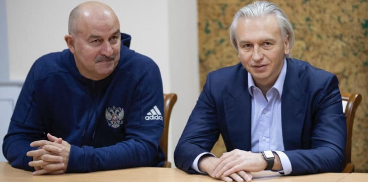 Дюков поблагодарил Черчесова за работу и прокомментировал его отставку из сборной России