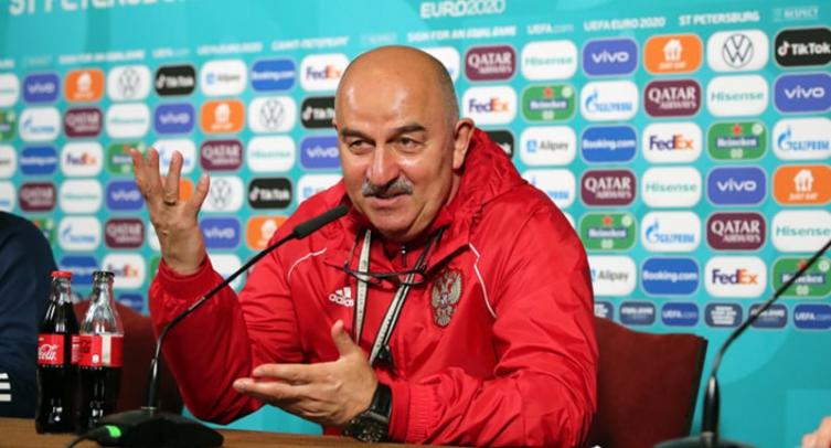Черчесов заявил, что он - не чиновник, но у него государственная должность