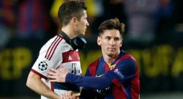 Букмекер принимает ставки, игрок из какого чемпионата выиграет «Золотую бутсу»