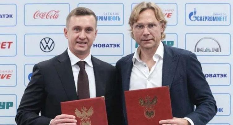 Пресс-служба сборной России сравнила Карпина-игрока и тренера