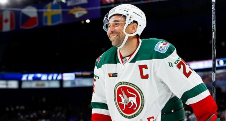 Квартальнов назвал подвигом уникальный рекорд Даниса Зарипова