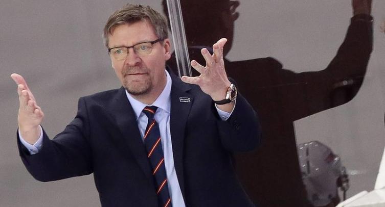 Тренер Финляндии Ялонен раскритиковал судейство в России за скандальный гол на Кубке 1-го канала