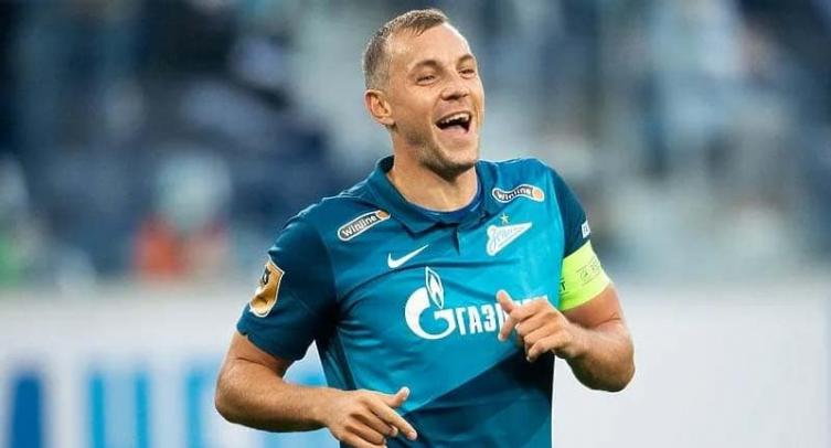 Быстров: «Дзюба же не псих, чтобы уезжать из «Зенита» без разрешения на Мальдивы»