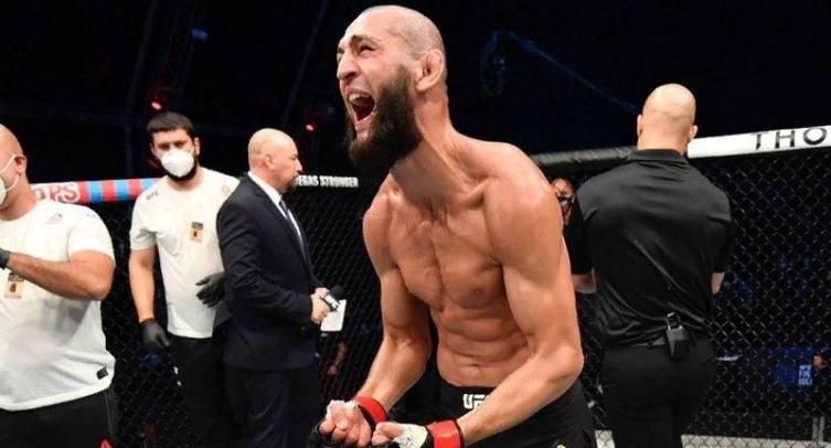 Экс-чемпион UFC Сехудо назвал единственного бойца, который может победить Чимаева