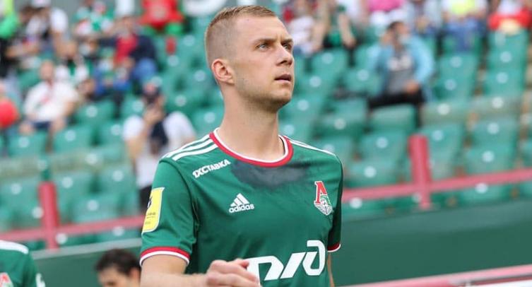 Агент Баринова заявил, что футболист готов рассмотреть переход в зарубежный клуб