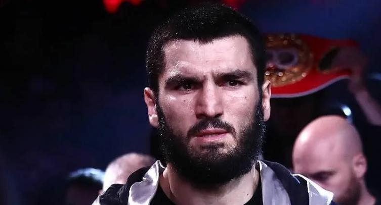 Бетербиев рассказал о влиянии Кадырова на его успех в боксе