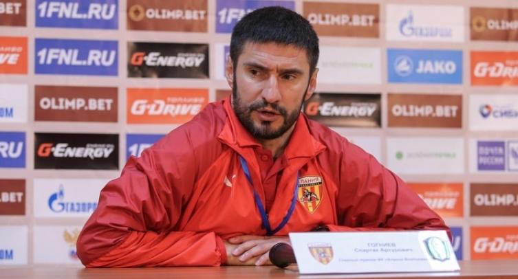 Спартак Гогниев назвал беспределом судейство в ФНЛ и призвал арбитров давать интервью