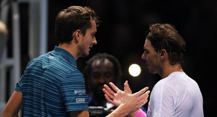 Сегодня Медведев сыграет с Надалем в финале Australian Open-2022