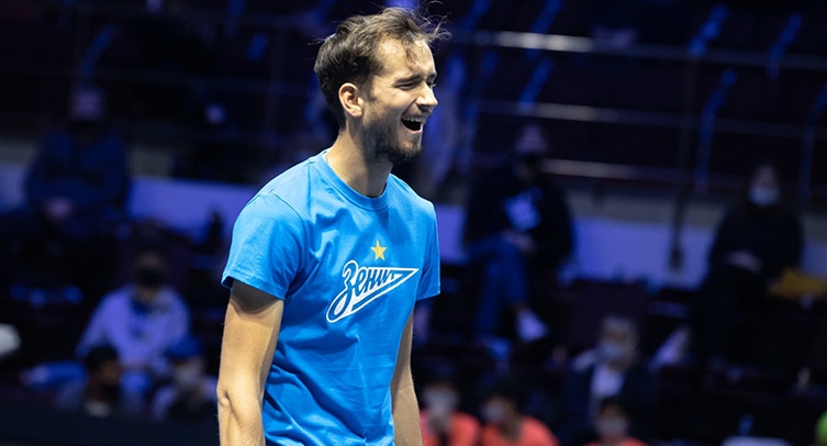 Видео жёсткой перепалки Медведева с судьёй Australian Open появилось в сети